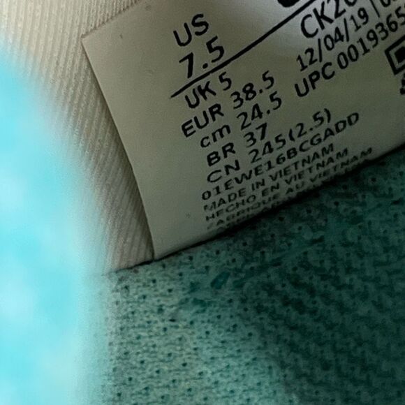 Nike Women's Air Max 2090 Aurora Green Running Shoes Sneakers  Size 7.5 - Picture 7 of 8